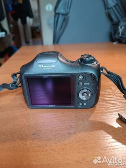 Компактный фотоаппарат sony cyber shot DSC H-100