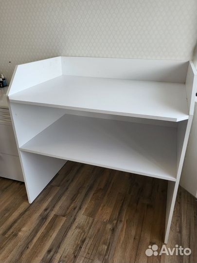 Пеленальный стол