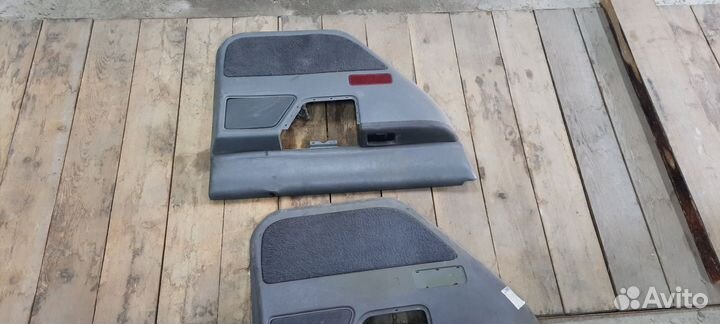 Обшивка двери ford explorer 1