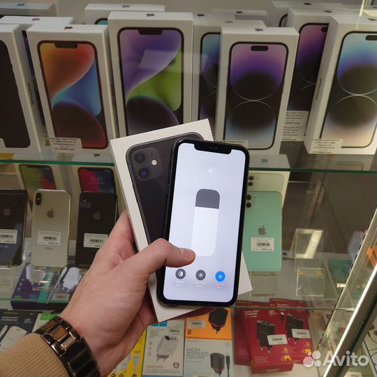 iPhone 11, 128 ГБ