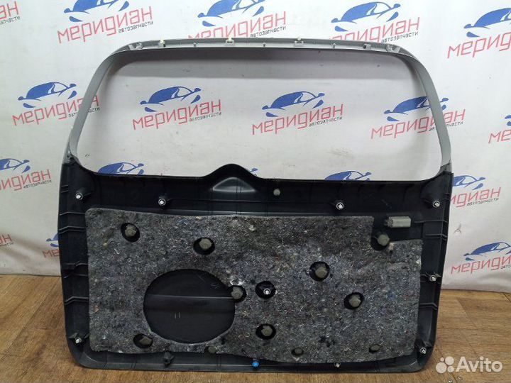 Обшивка двери багажника Toyota Rav4 XA30 2010