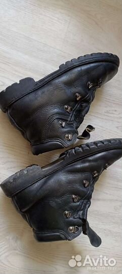 Ботинки 38 размера горные вцспс