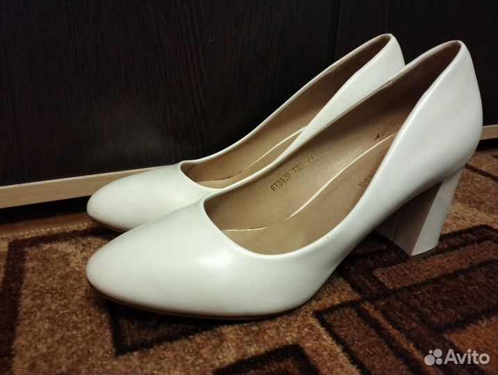 Туфли женские 39 размер