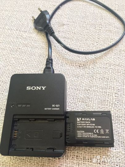 Зарядное + аккумулятор для фотоаппарата Sony