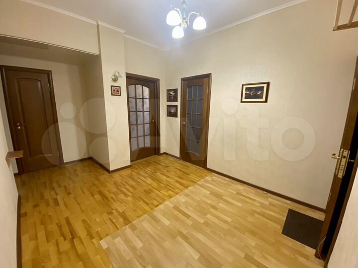 2-к. квартира, 79,8 м², 2/6 эт.