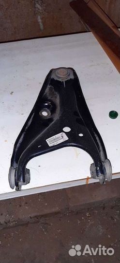 Рычаг передней подвески для Лада Ларгус Рено Логан