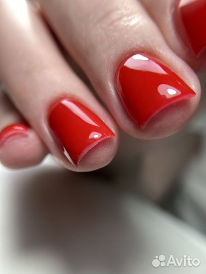 Маникюр/педикюр