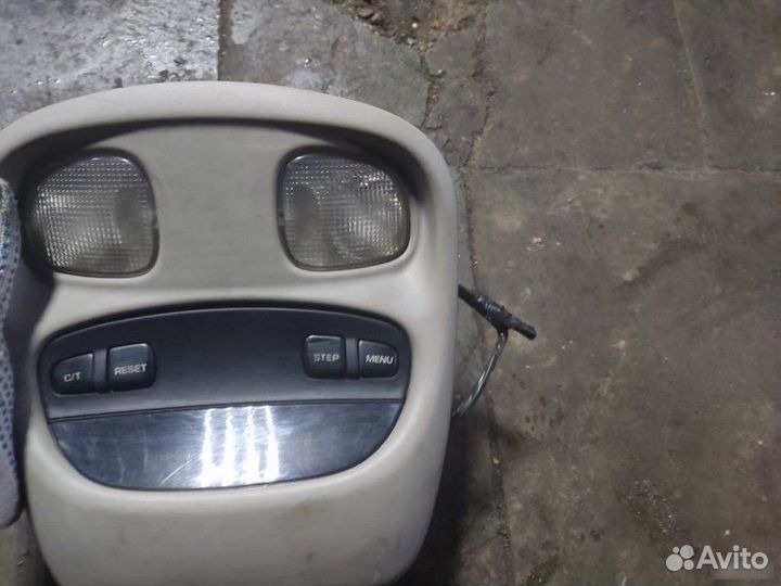 Плафон салонный Jeep Grand Cherokee