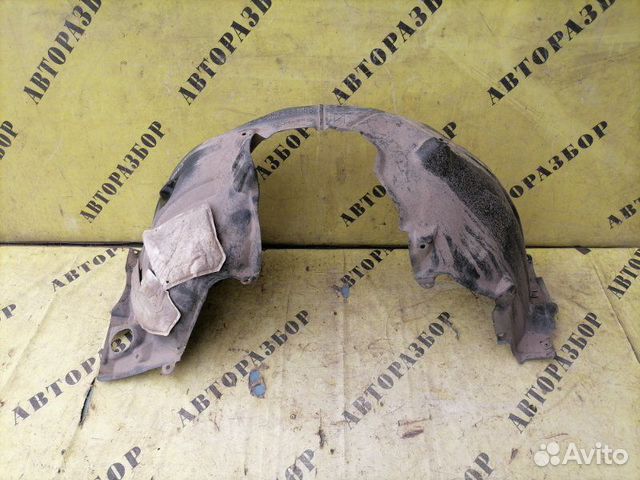 Локер передний левый (подкрылок) Toyota Camry 70