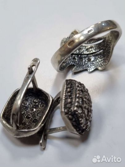 Серебряный комплект, марказиты с фианитами