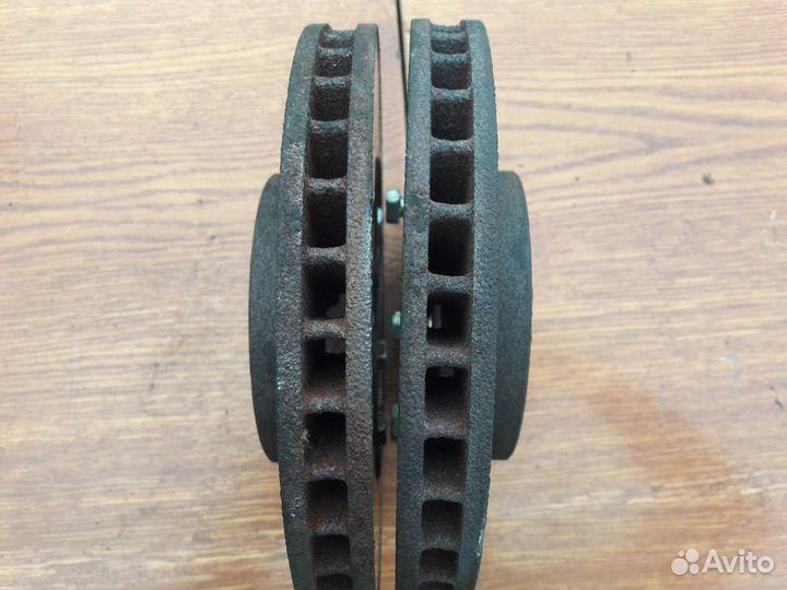 Диски тормозные Toyota Lite Ace S400