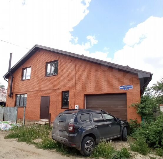 Дом 170 м² на участке 5 сот.