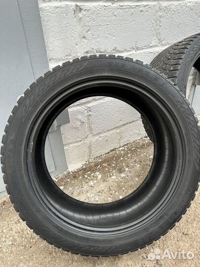 Nokian Tyres Hakkapeliitta 9 235/45 R18