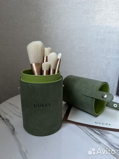 Набор кисточек для макияжа Gucci