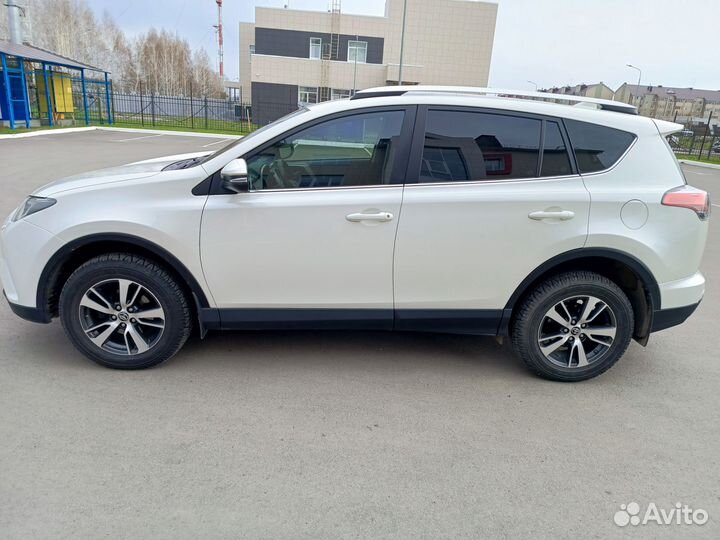 Toyota RAV4 2.0 CVT, 2017, 320 000 км