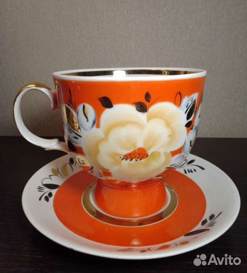 Чашка- гигант с блюдцем