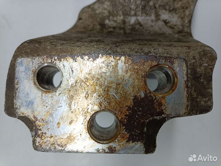 Кронштейн двигателя Kia Rio 2