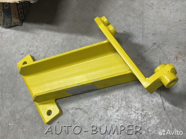 Фиксаторы двигателя на стенде