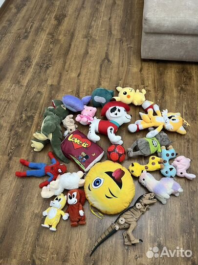 Игрушки для мальчика пакетом и девочки