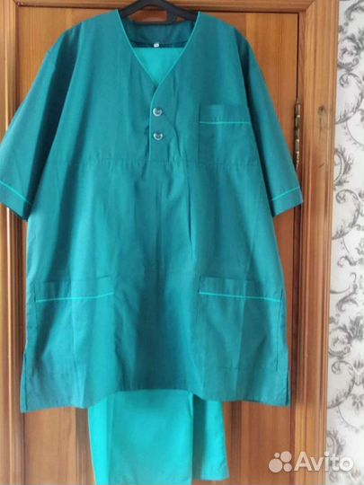 Медицинский костюм