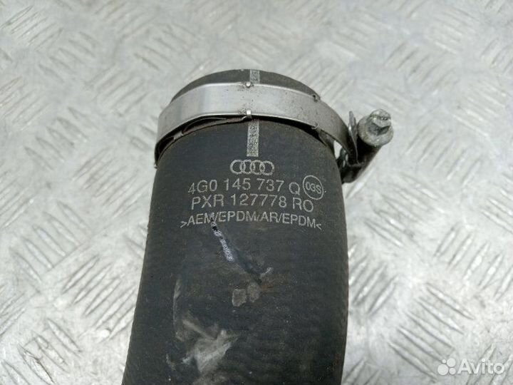 Патрубок интеркулера Audi A6 C7 2.0 cglc дизель