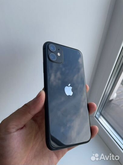 iPhone 11, 64 ГБ