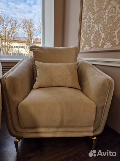 Диван с креслами