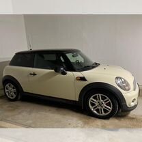 MINI Cooper 1.6 AT, 2011, 147 000 км, с пробегом, цена 899 000 руб.