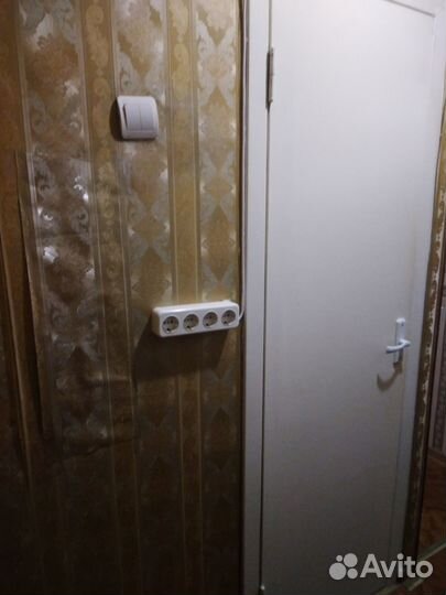 Продаю двери б/у для двухкомнатной малогабаритной