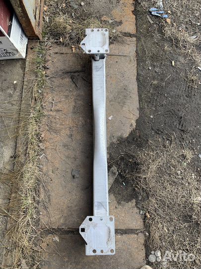 Усилитель переднего бампера Citroen/Peugeot