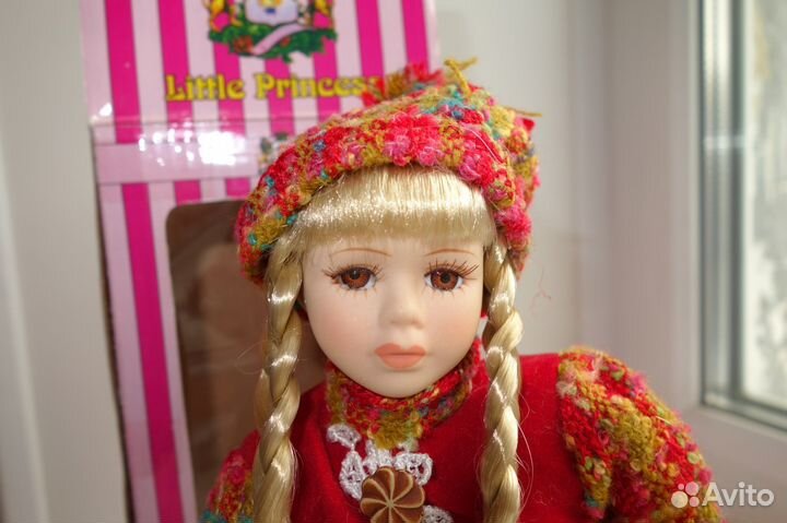 Продам керамическую куклу