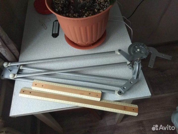 Чертежный прибор 