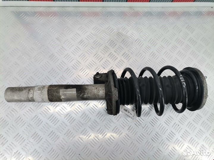 Стойка для BMW 7-Series (E65/E66)