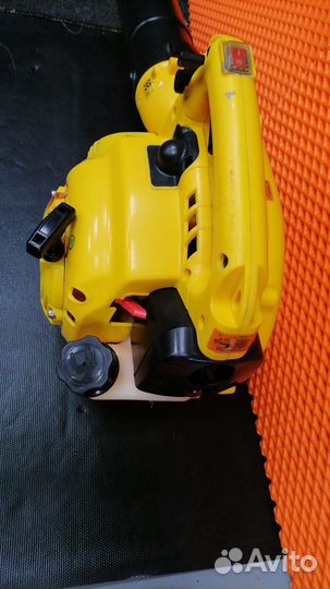 Воздуходув бензиновый champion GB227 1л.с., 26см3