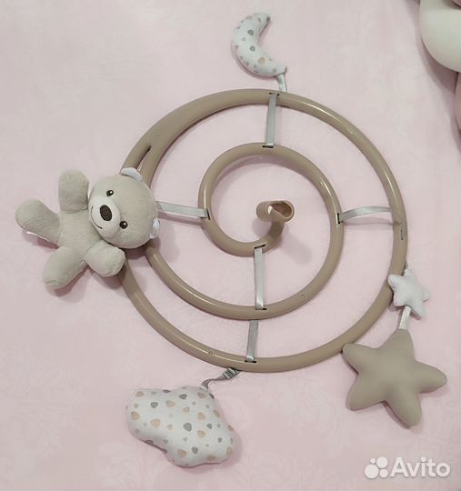 Мобиль на кроватку chicco