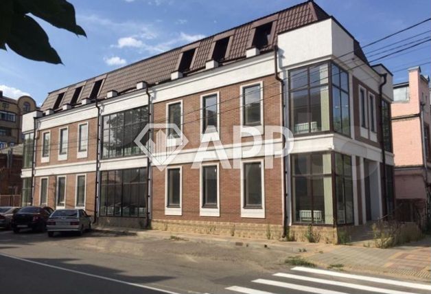 Торговая площадь, 180 м²