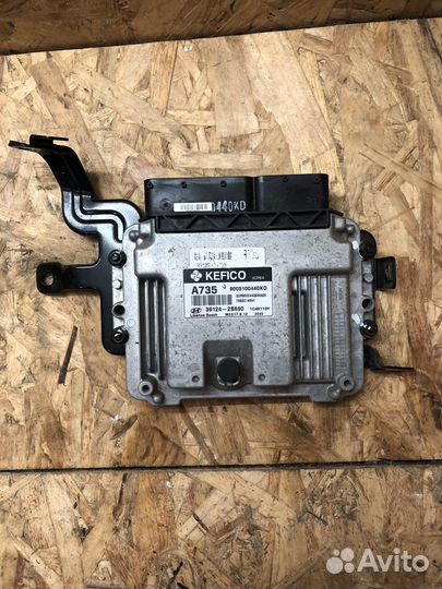 Блок управлением двигателем эбу Hyundai Solaris