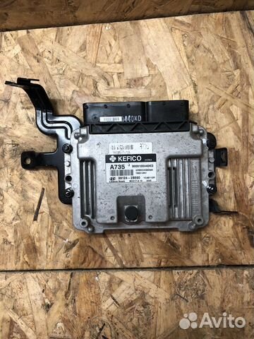 Блок управлением двигателем эбу Hyundai Solaris