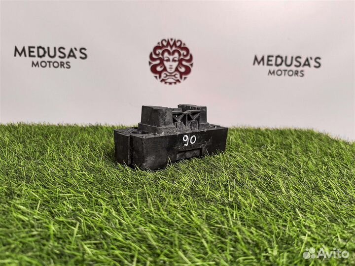 Поддомкратник Mercedes-Benz Gle-Class C292 бензин