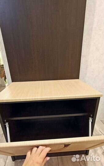 Вешалка в прихожую