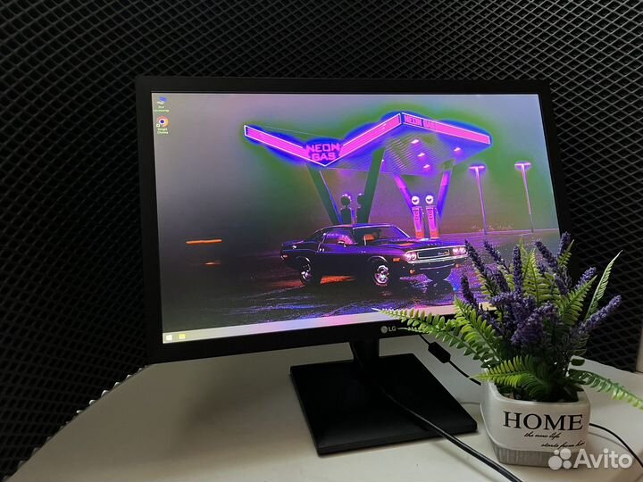 Монитор LG 22 дюйма