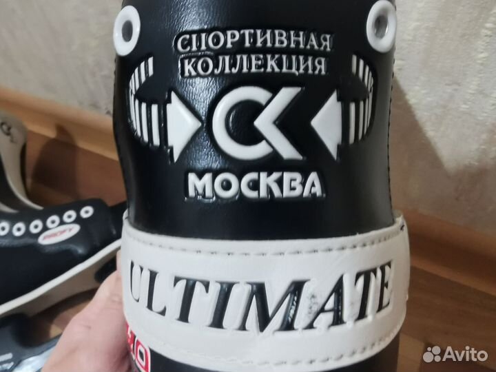 Коньки хоккейные