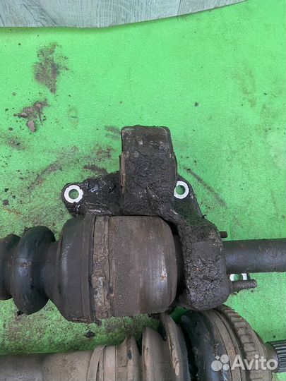 Привод Peugeot 406 1,8