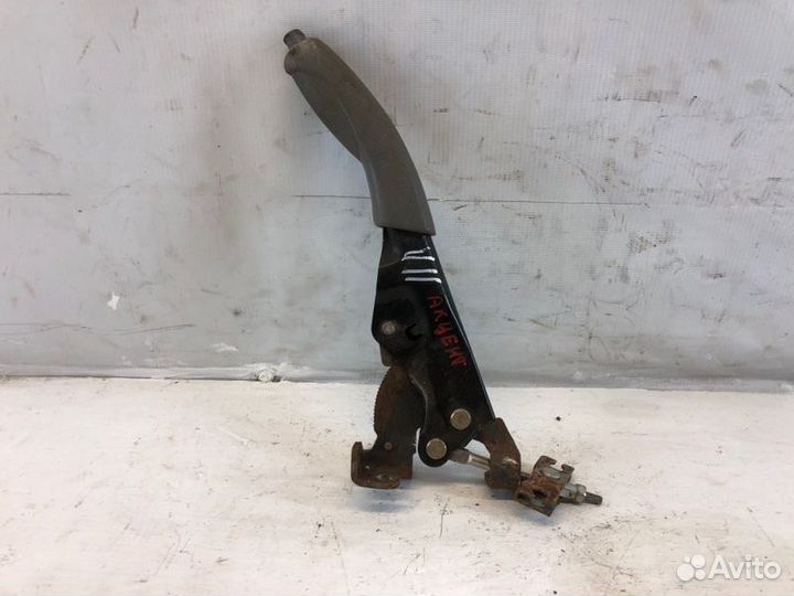 Рычаг ручника Hyundai Accent