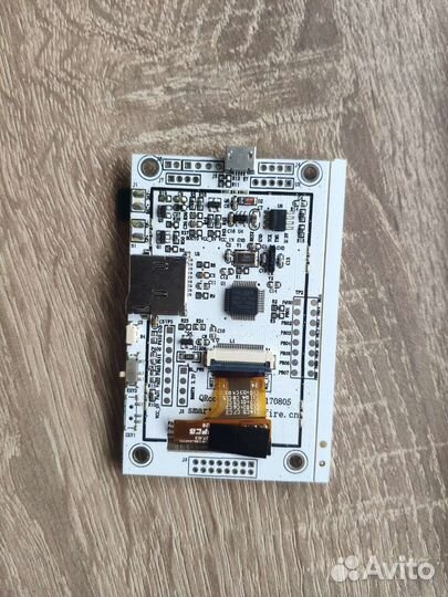 QR код дисплей