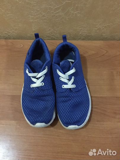 Кроссовки детские