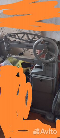 Швейная машинка Минерва