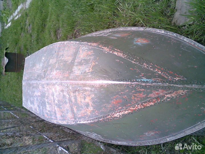 Лодка с мотором