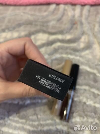 Гель фиксатор и пудра для бровей Wycon