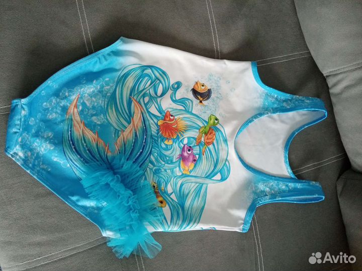 Купальник слитный новый